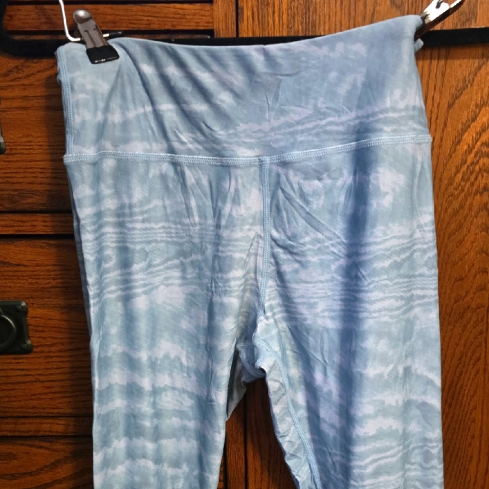 Lole Summer Weight Legging Small Next To New